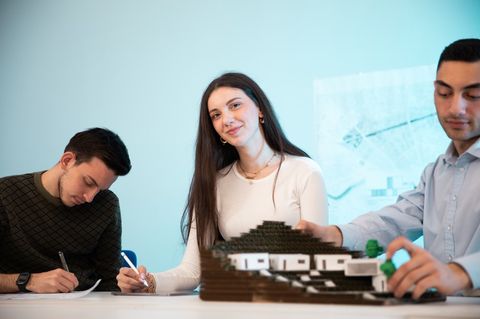 Что такое архитектурное бюро и чем оно отличается от дизайн-студии