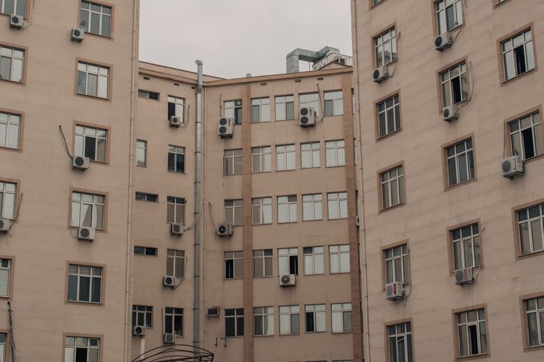 Как состояние МОП влияет на выбор отделочных материалов для ремонта