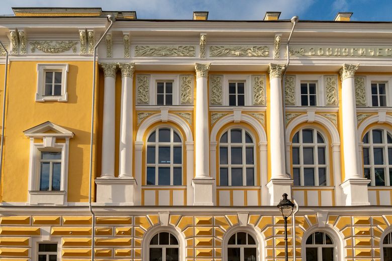 Сколько стоит дизайн-проект для квартиры бизнес+ класса в Москве в 2026 году?