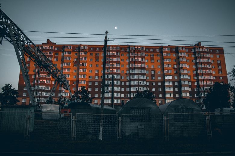 Скрытый монтаж генератора и ИБП: как не нарушить дизайн-проект