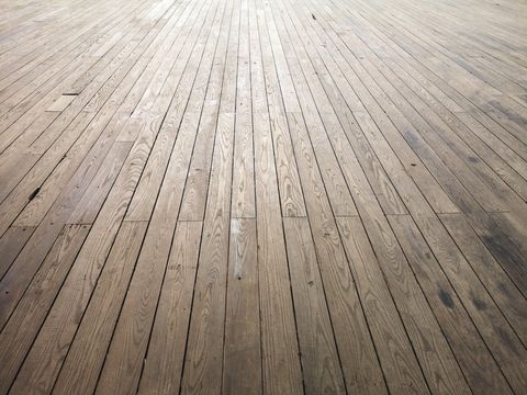 Почему широкоформатная доска требует особого подхода в ЖК «Поклонная, 9»?