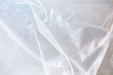 Какие типы поверхностей требуют защиты и от каких угроз?